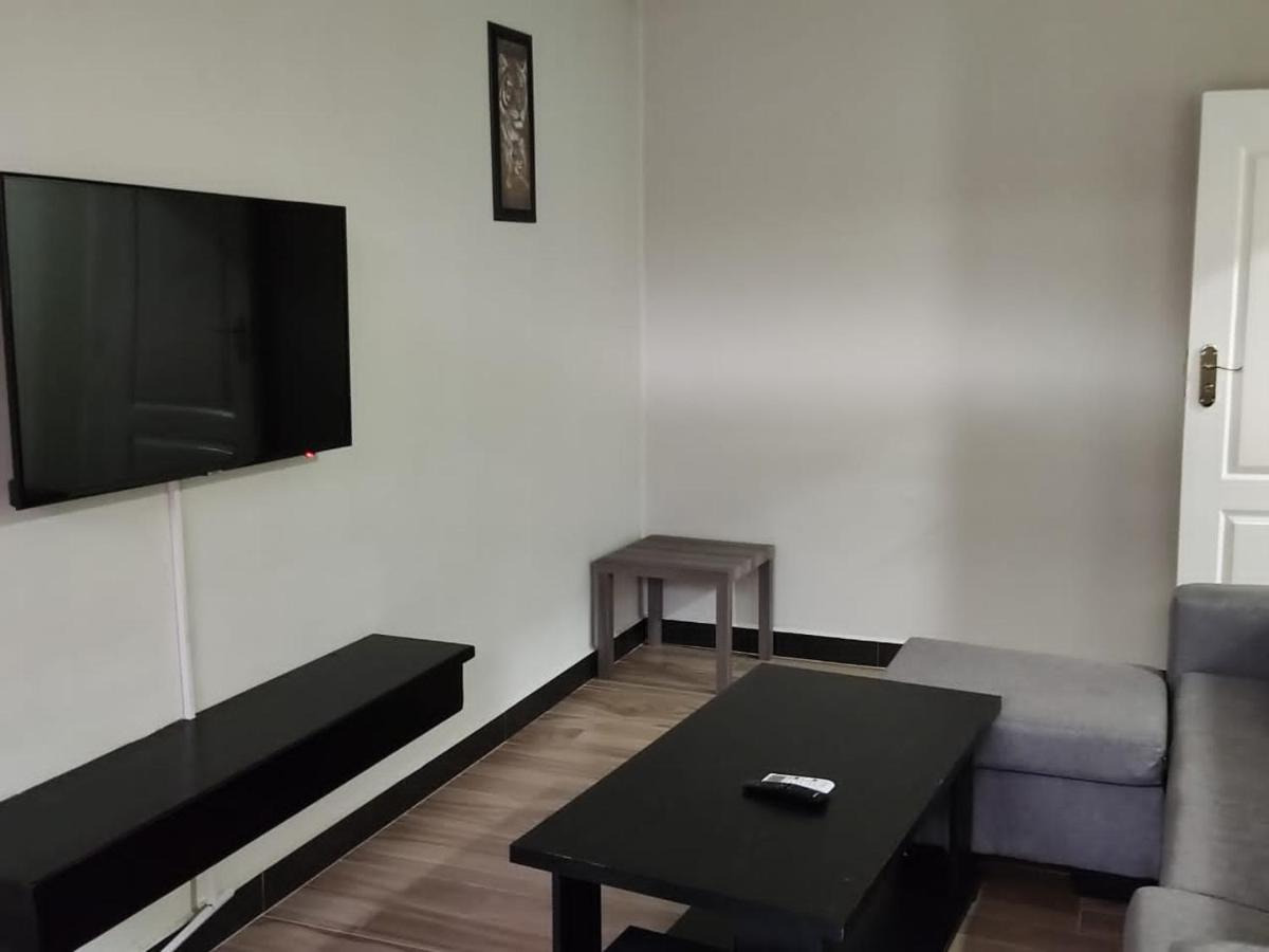 Legacy Suites Лілонґве Екстер'єр фото