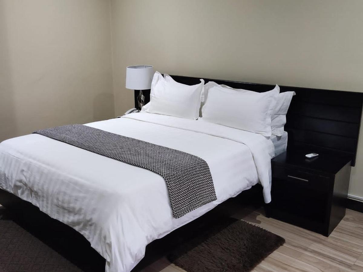Legacy Suites Лілонґве Екстер'єр фото
